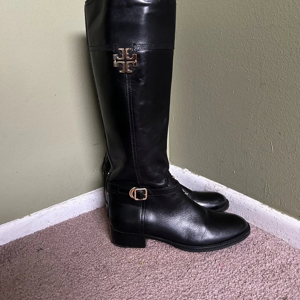 Tory Burch Adeline Women’s Black Leather Riding Boots Sz 8 - Picture 1 of 14